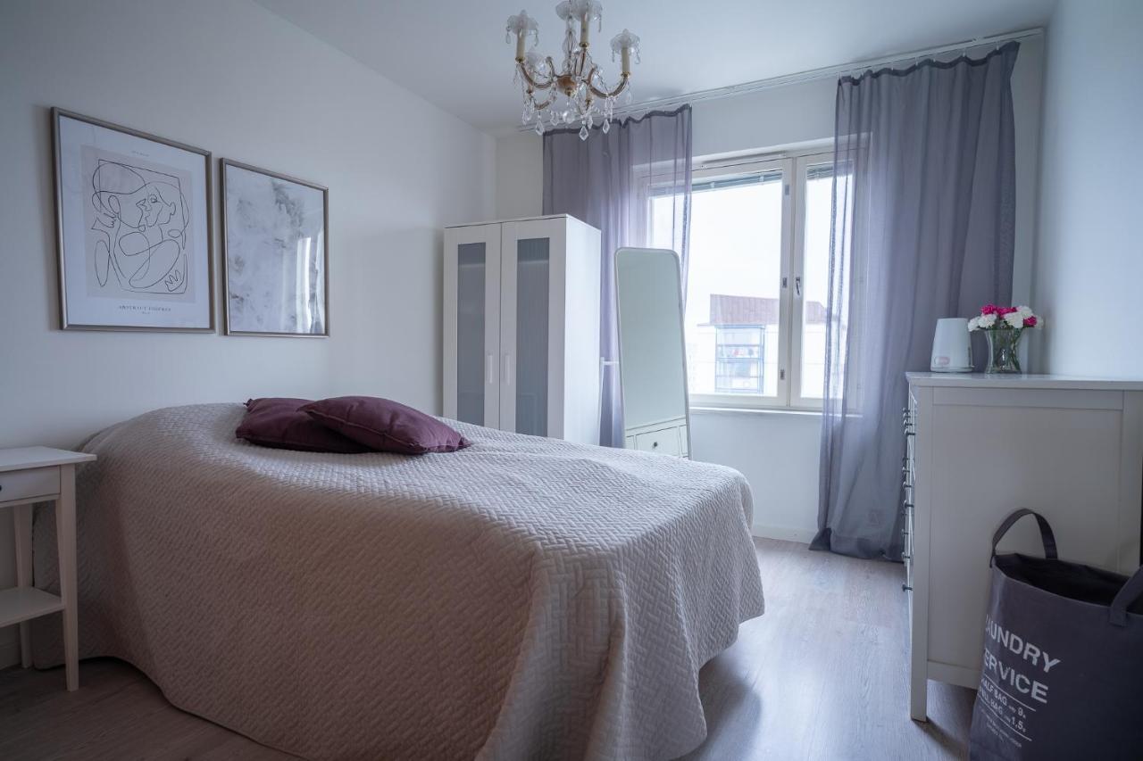 Lovely Apartment In The Center Of Turku Exterior photo