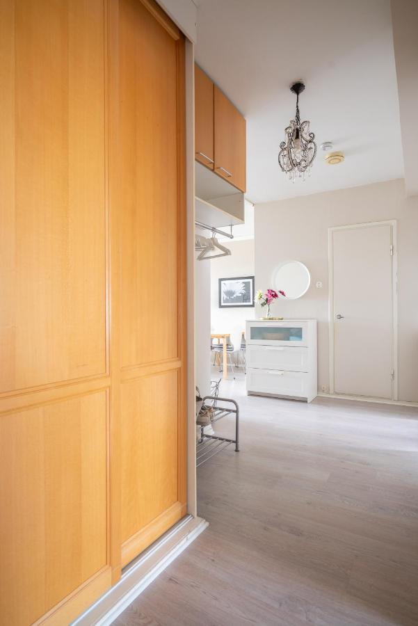 Lovely Apartment In The Center Of Turku Exterior photo